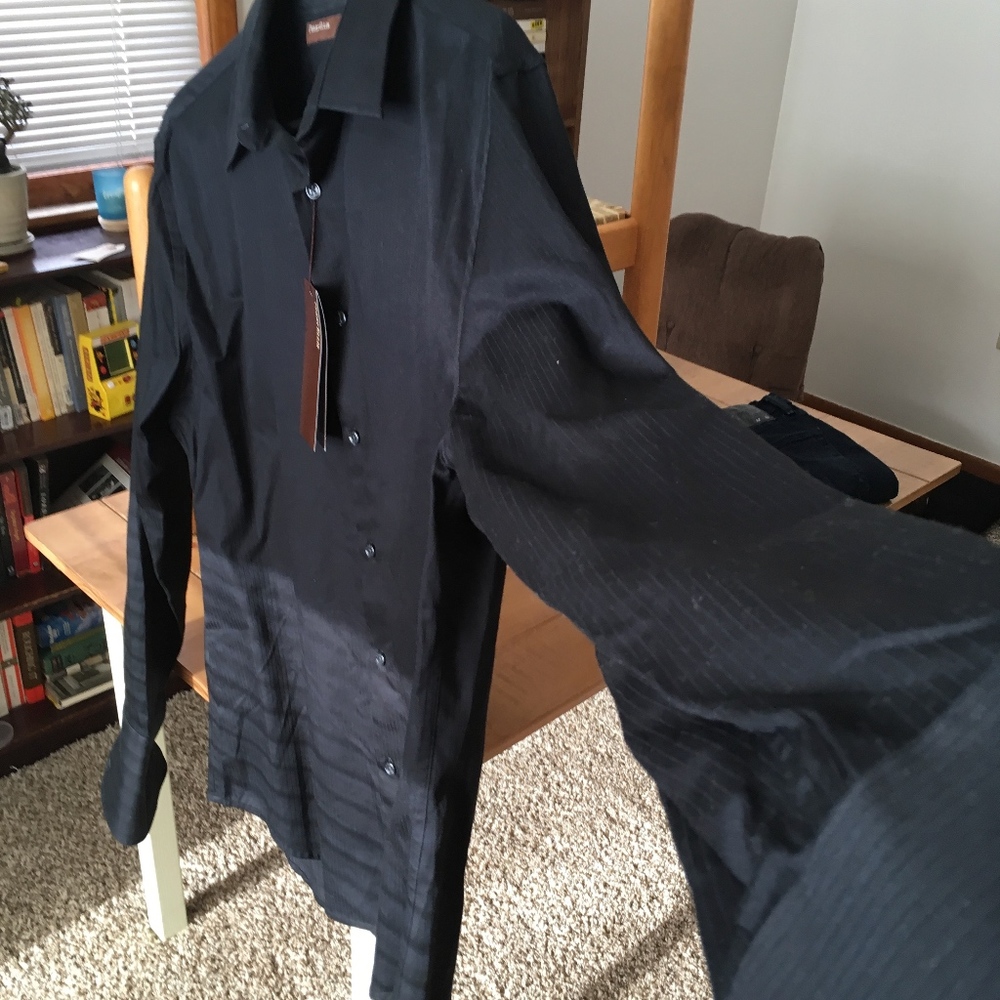 Perry Ellis Tuxedo Style Dress Shirt